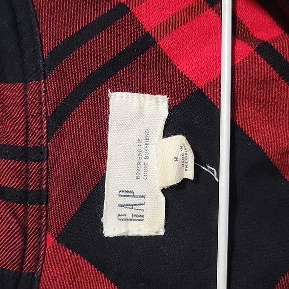 Gap Boyfriend Fit Plaid Shirt - Picture 6 of 9